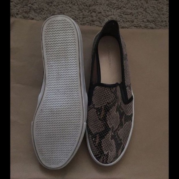 Shoes - Picture 4 of 4